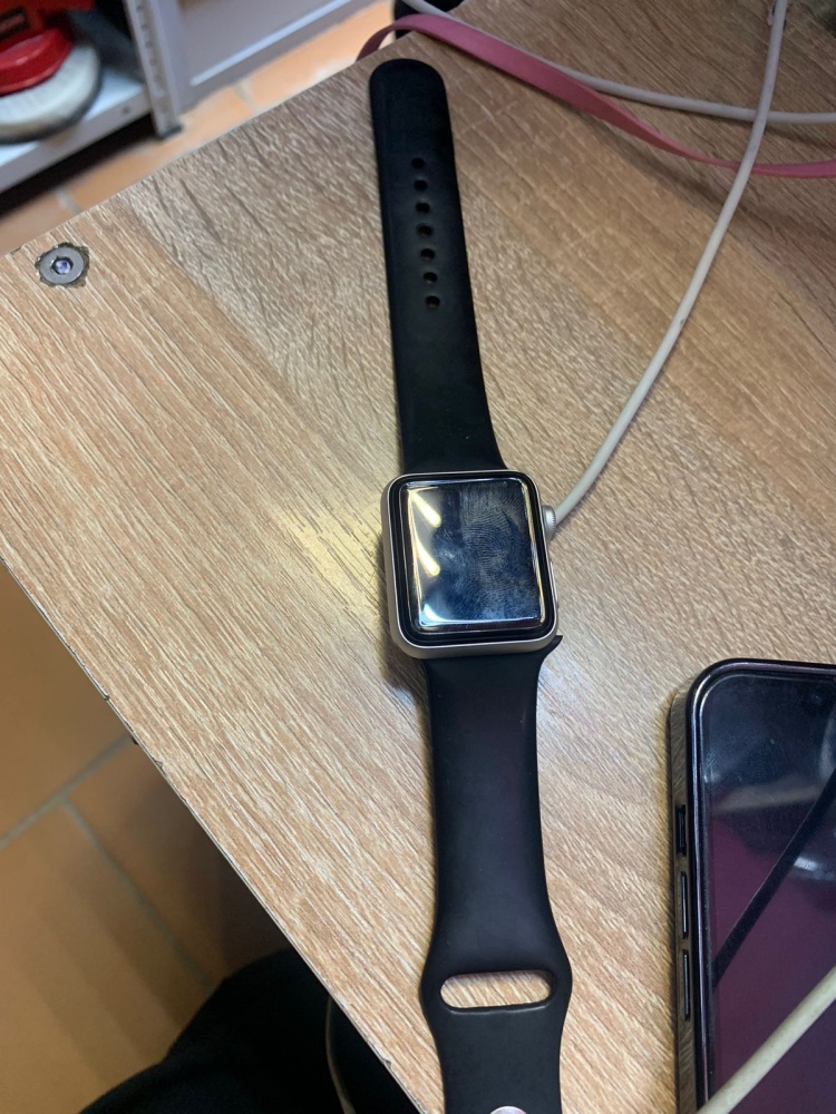 Часы Apple s3