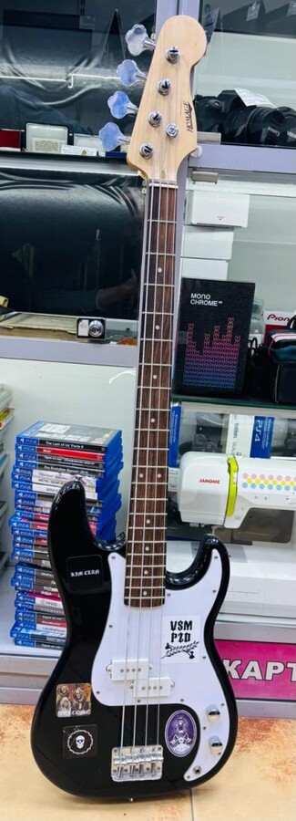 Бас гитара Homage