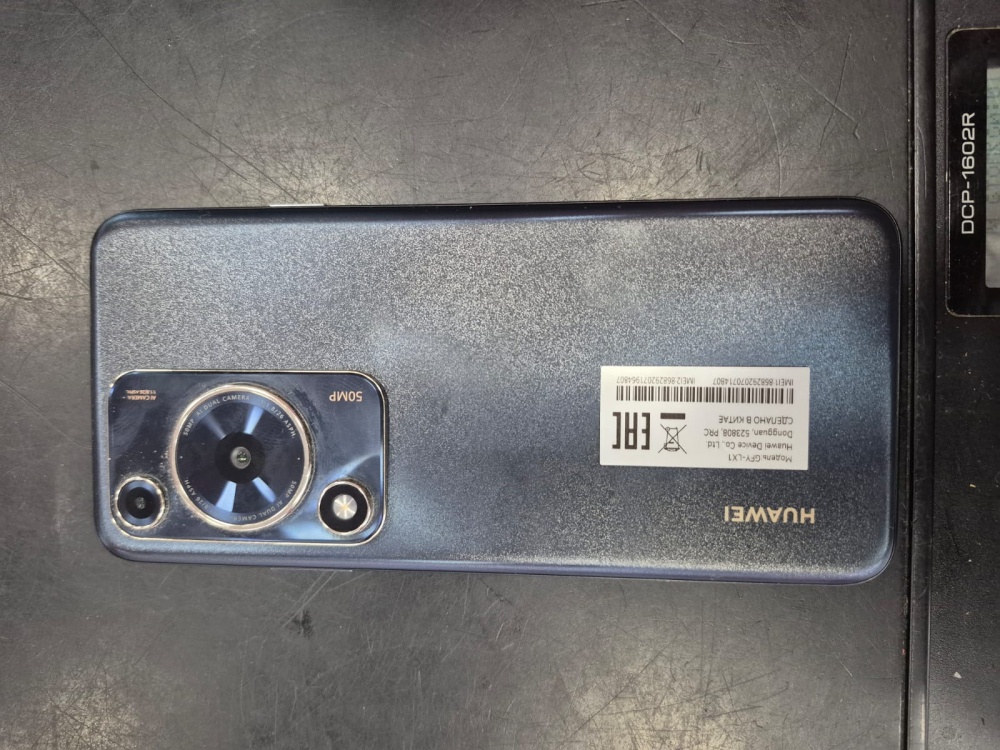Смартфон Huawei Nova Y72