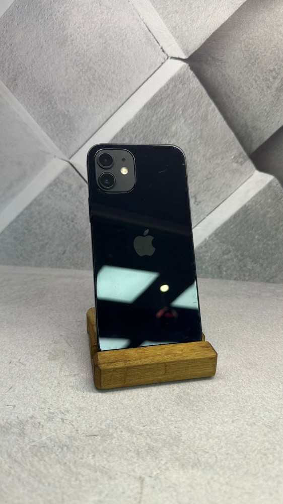 Смартфон iPhone 12 64 Gb