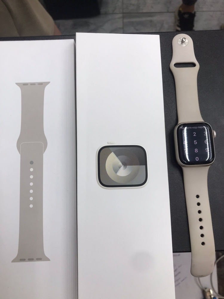 Часы Apple Watch Series 9 41mm