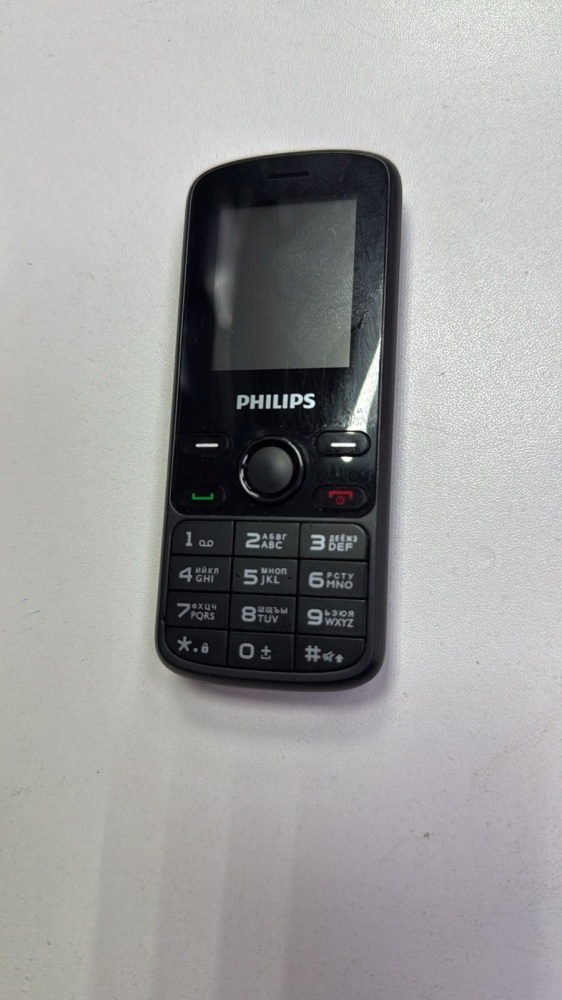 Мобильный телефон Philips Xenium E111