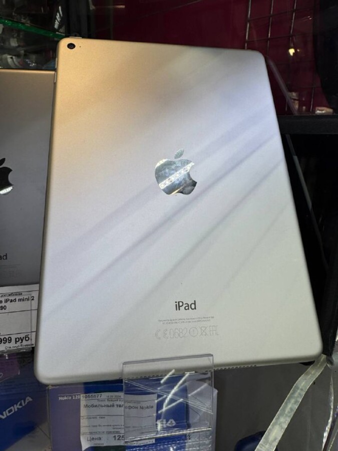 Планшет Apple iPad Air 2 A1566