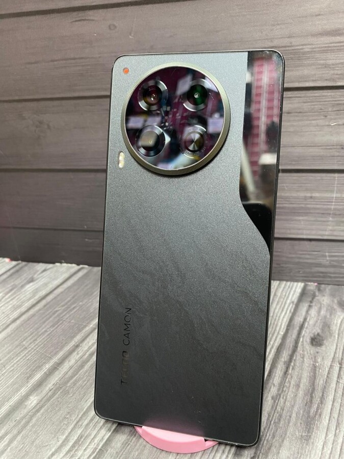 Мобильный телефон Tecno camon 30 8\256