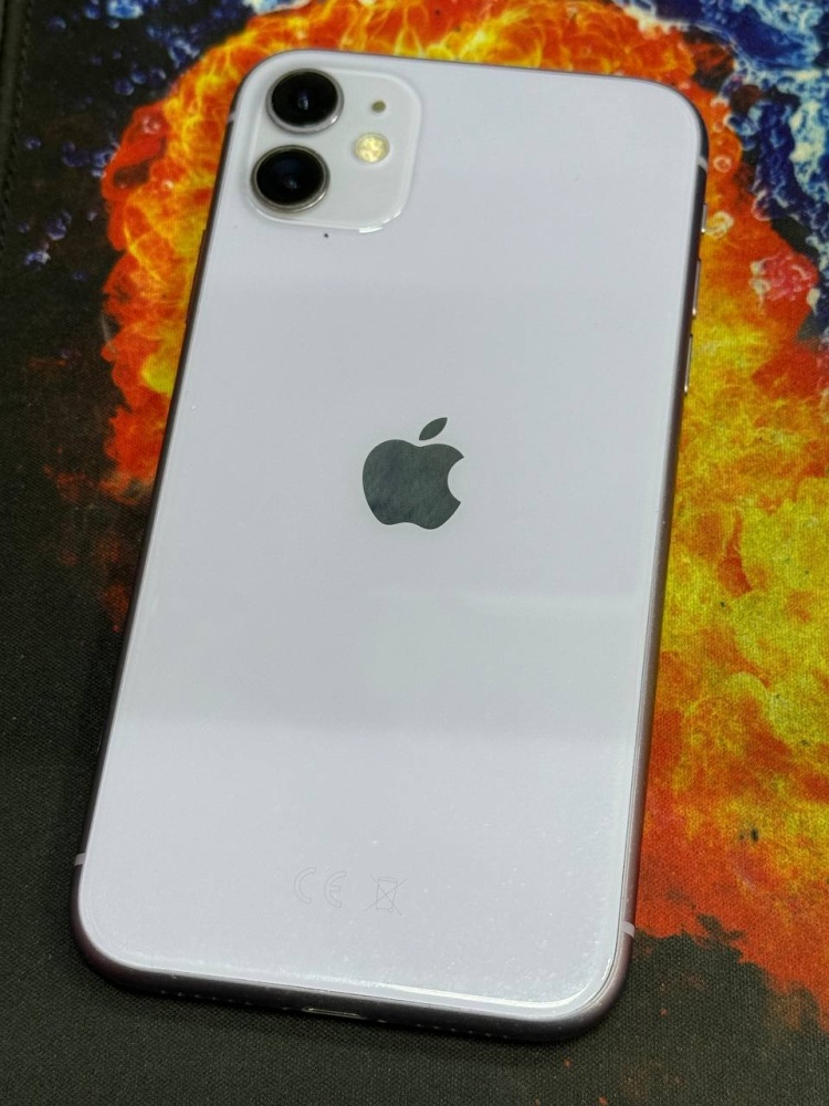 Смартфон iPhone 11 128 Gb