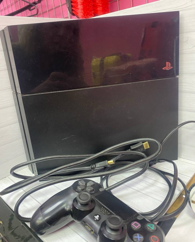 Игровая приставка Sony PlayStation 4 fat 500 гб