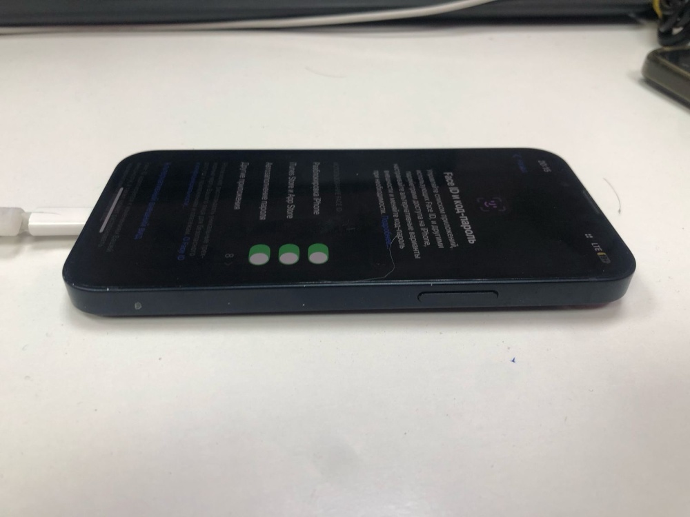 Смартфон iPhone 13 mini 128 Gb