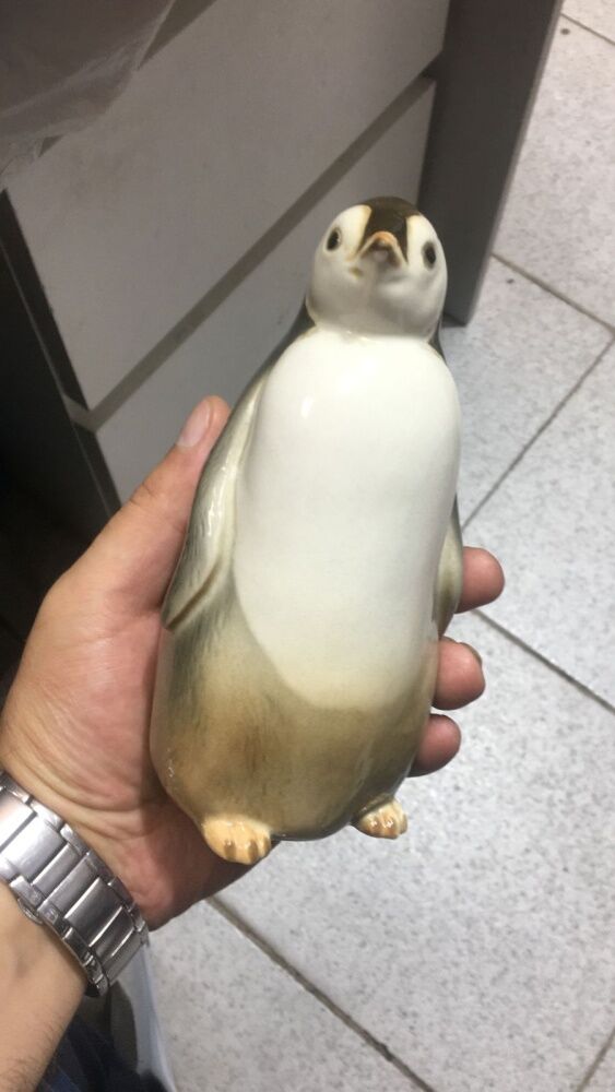 Фигурка Пингвин