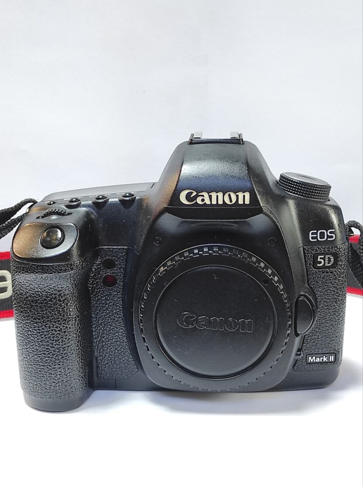Фотоаппарат Canon 5 D mark 2