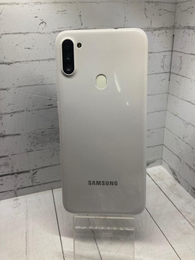 Смартфон Samsung A11 2/32