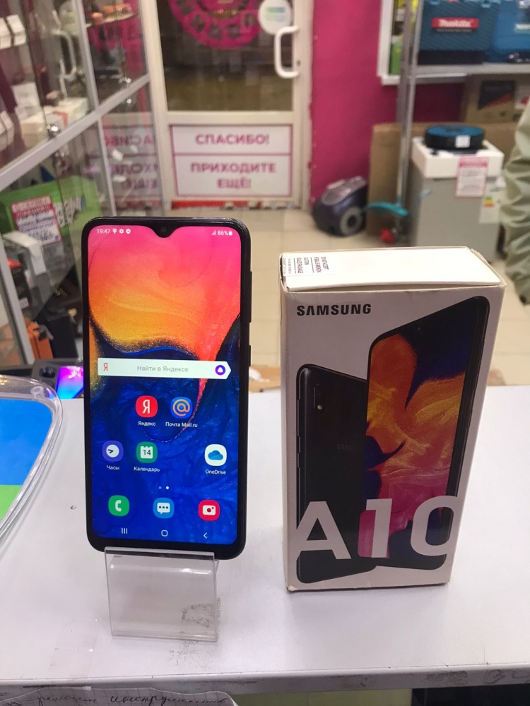 Смартфон Samsung A10 2/32гб