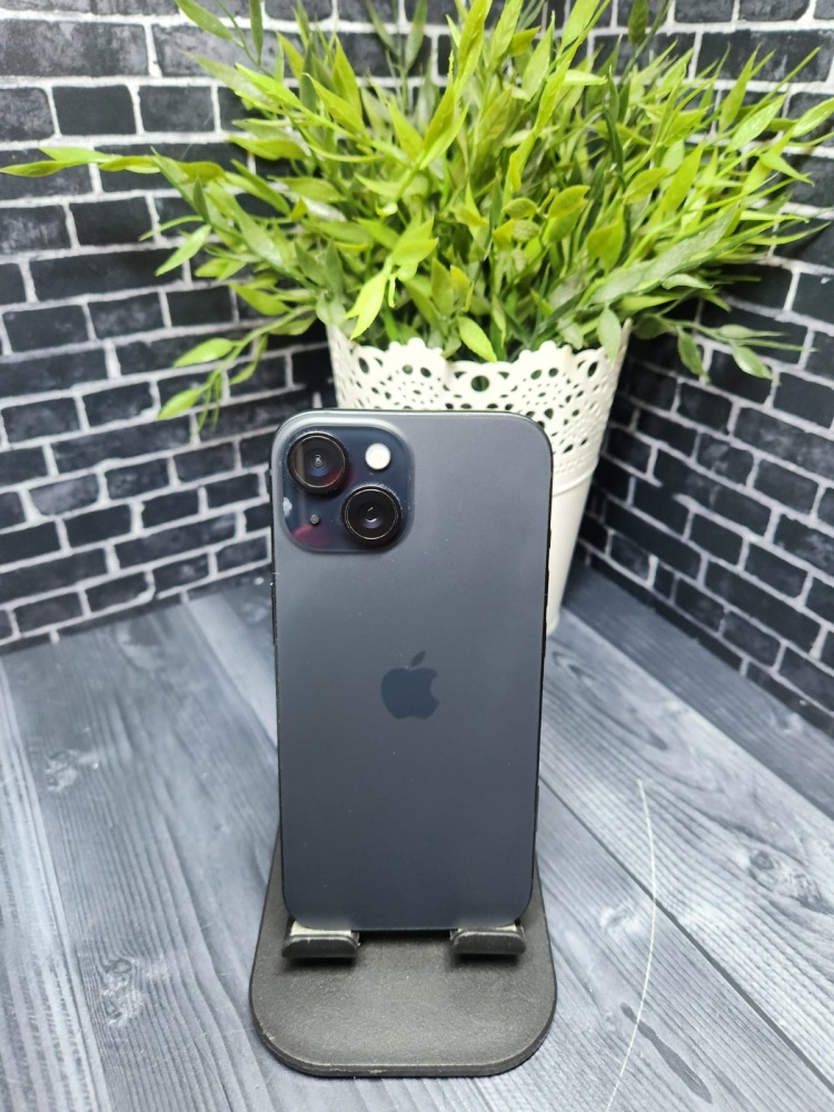 Смартфон iPhone 15 128GB