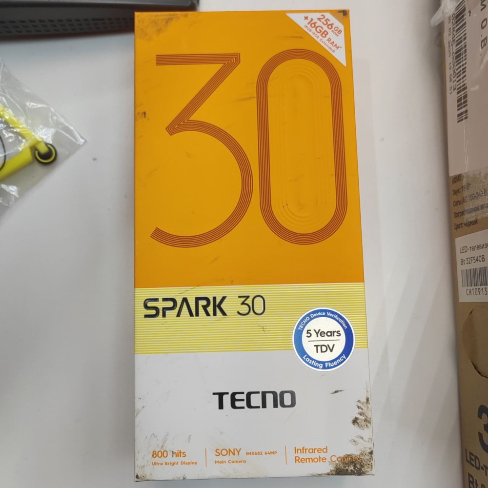 Мобильный телефон Tecno Spark 30