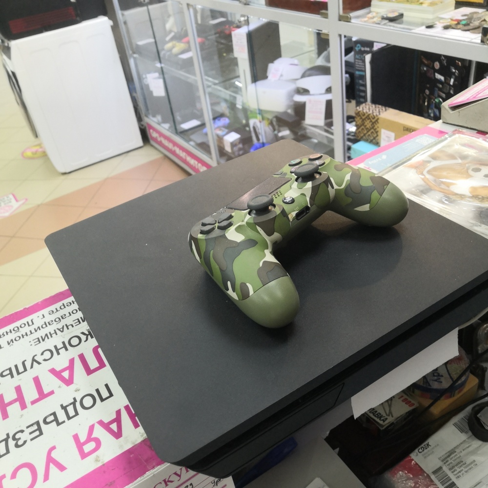 Игровая приставка Sony PlayStation 4 slim 1000 г