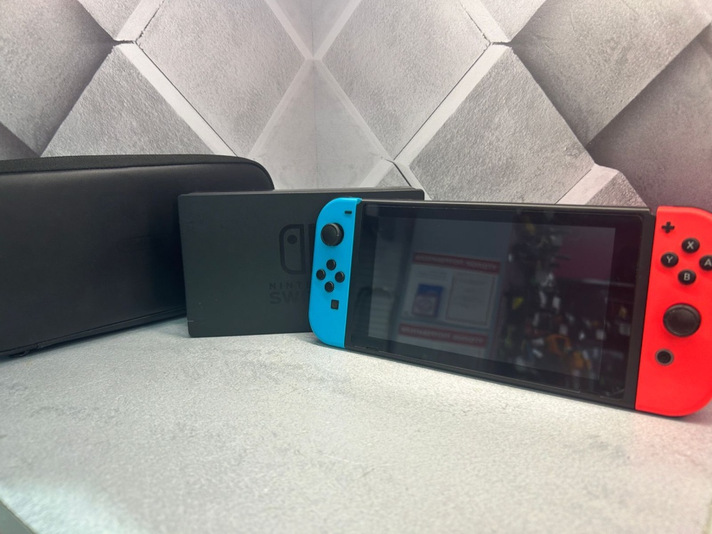 Игровая приставка Nintendo Switch 32gb