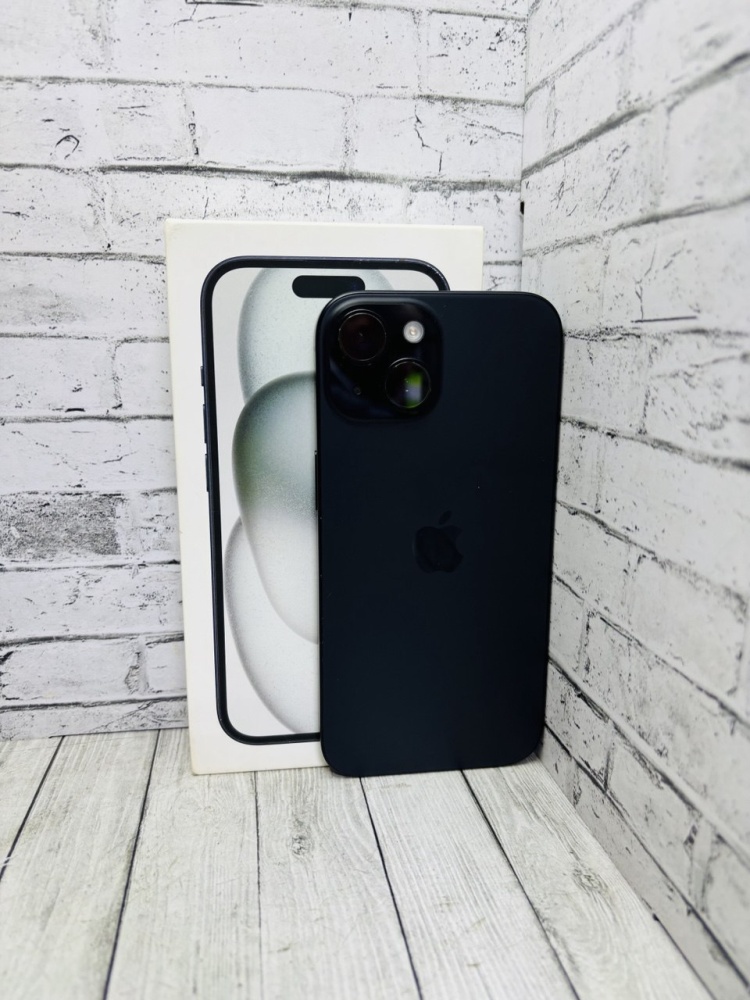 Смартфон iPhone 15 128