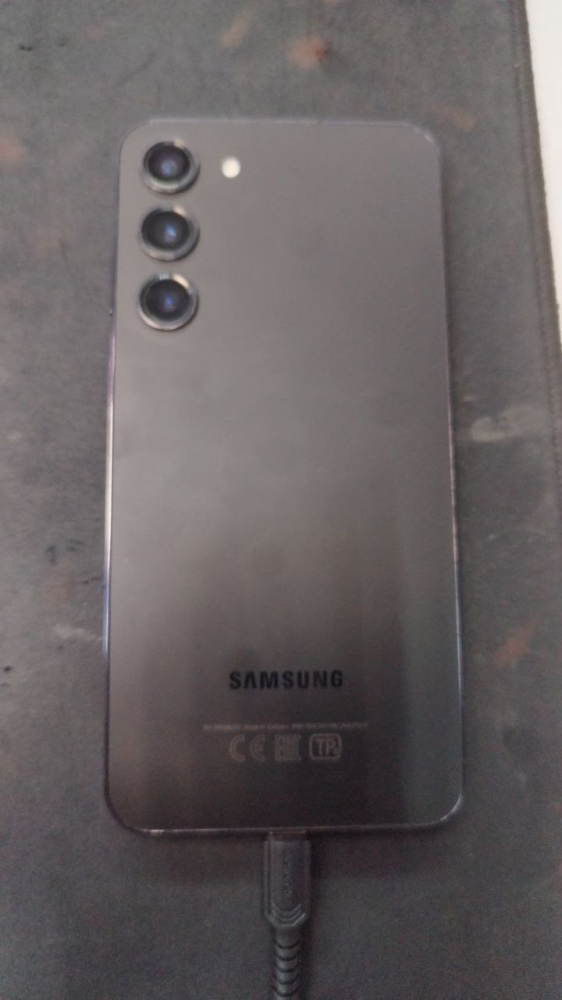 Смартфон Samsung S23+ 8/256