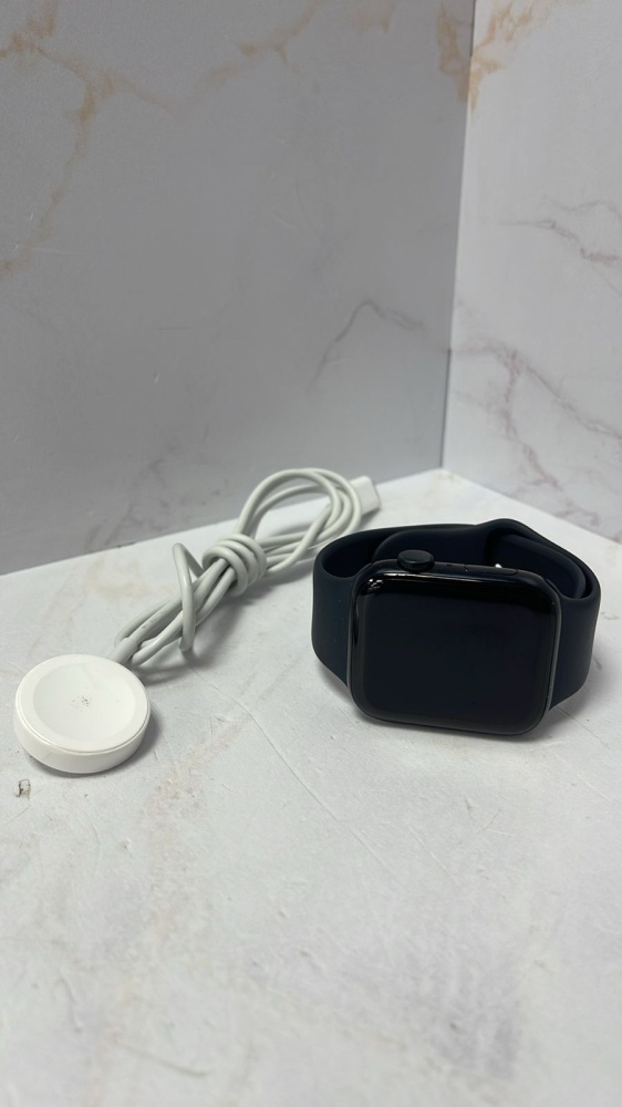 Часы Apple SE 2024 44mm