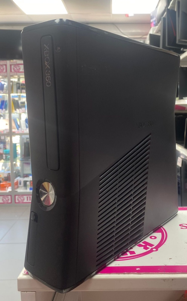 Игровая приставка XBOX 360 250гб