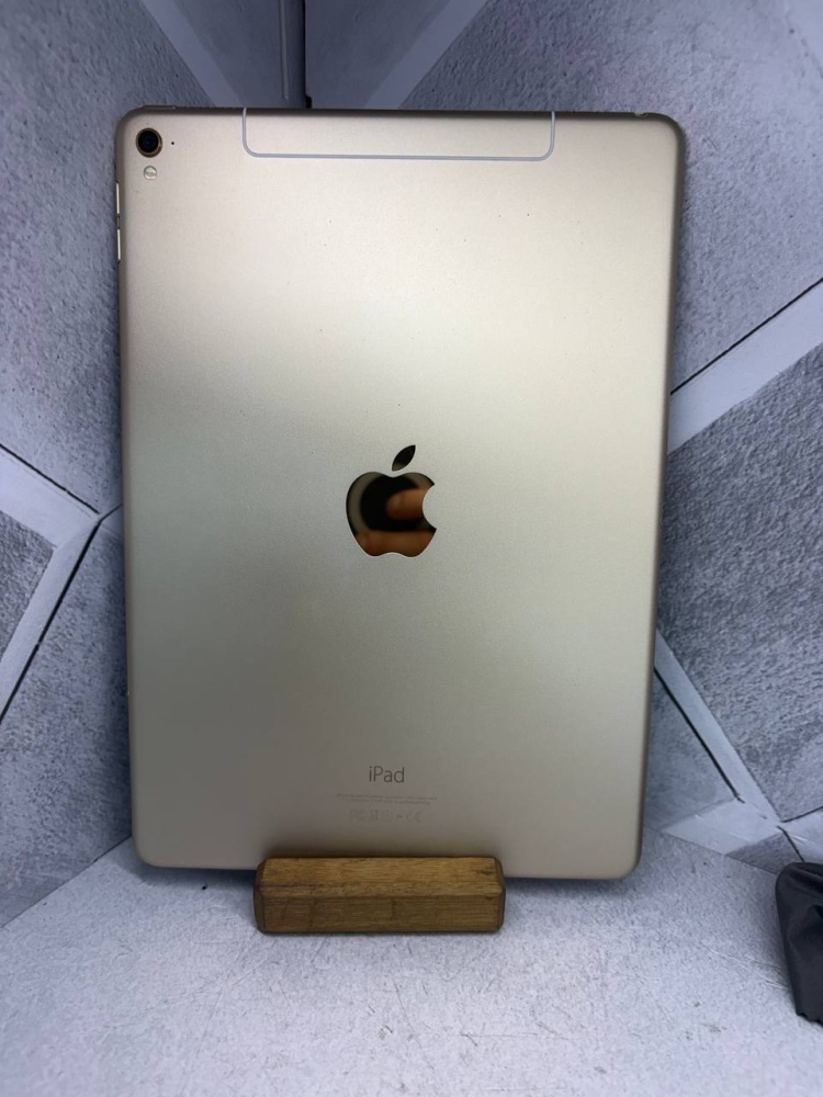 Планшет Apple iPad PRO 9,7* A1674