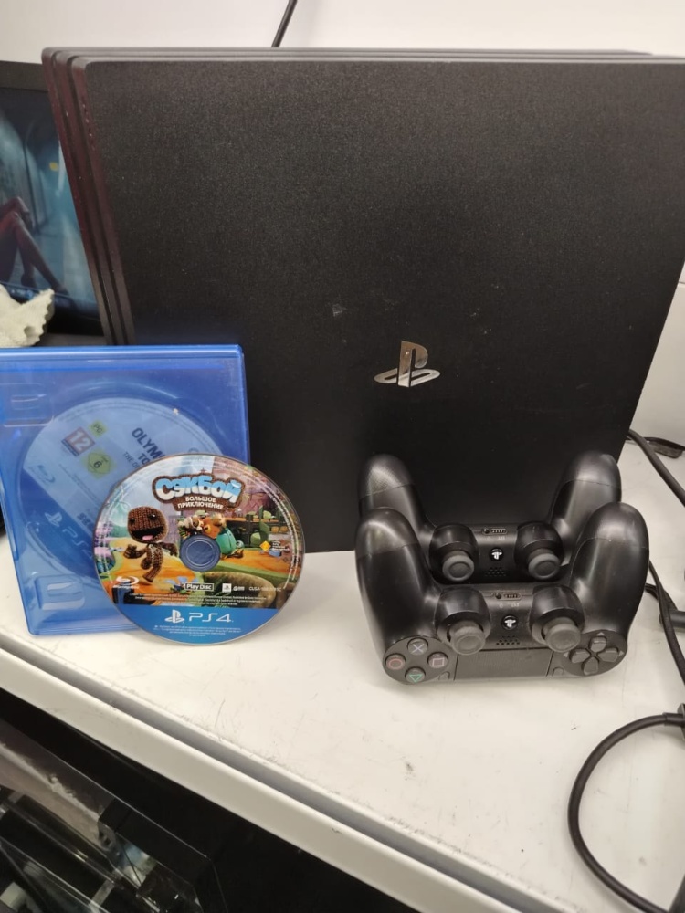 Игровая приставка Sony PlayStation 4 PRO