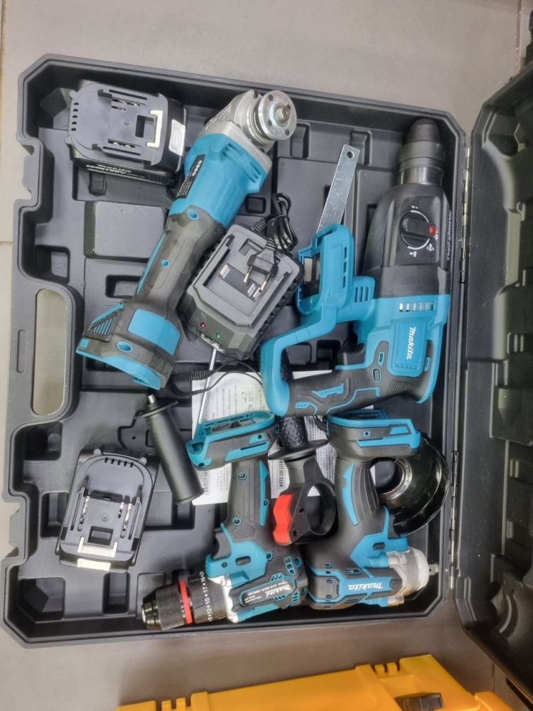 Набор инструментов 4 в 1, акб