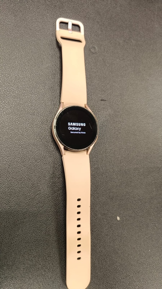 Смарт-часы Samsung Galaxy Watch 4 40 MM