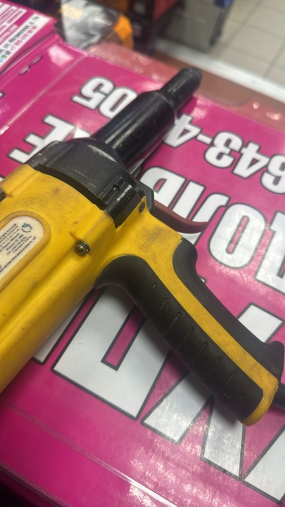 Заклепочник Absolut Skytools SK 1006