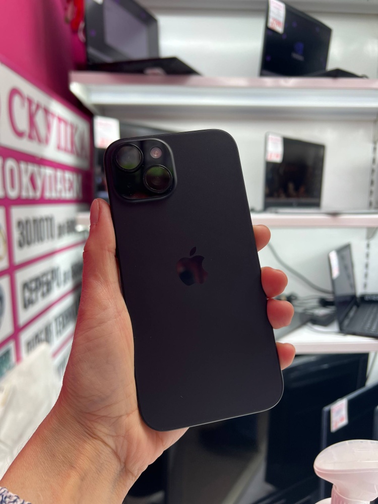 Смартфон iPhone 15 128 Гб 99%