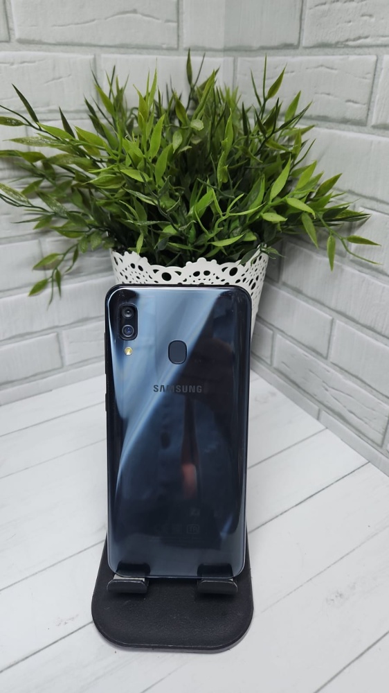 Смартфон Samsung A30 2019 4-64