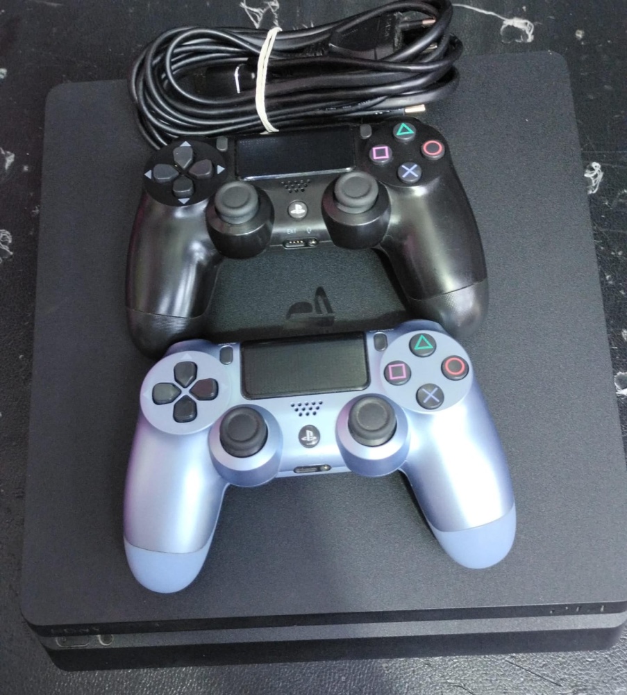 Игровая приставка Sony PlayStation 4 slim 1Tb