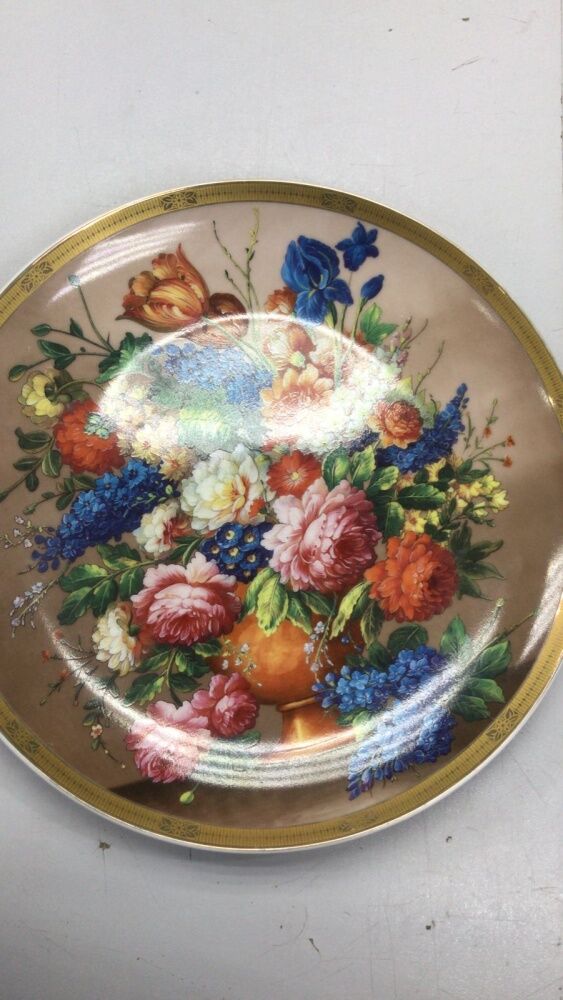 Тарелка Сувенирная Цветы ELAN GALLERY Designed in Engand