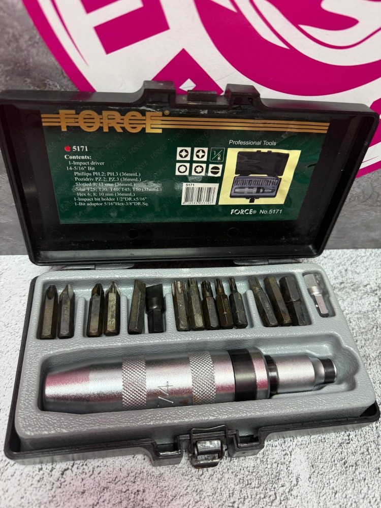 Отвертка ударная force