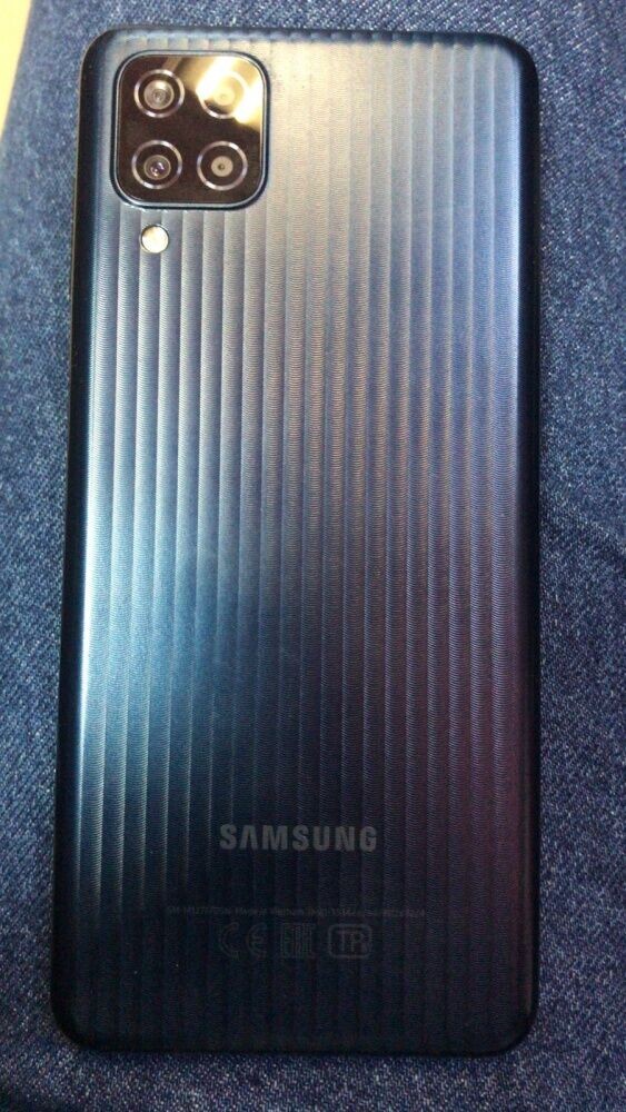 Смартфон Samsung  M12 3\32