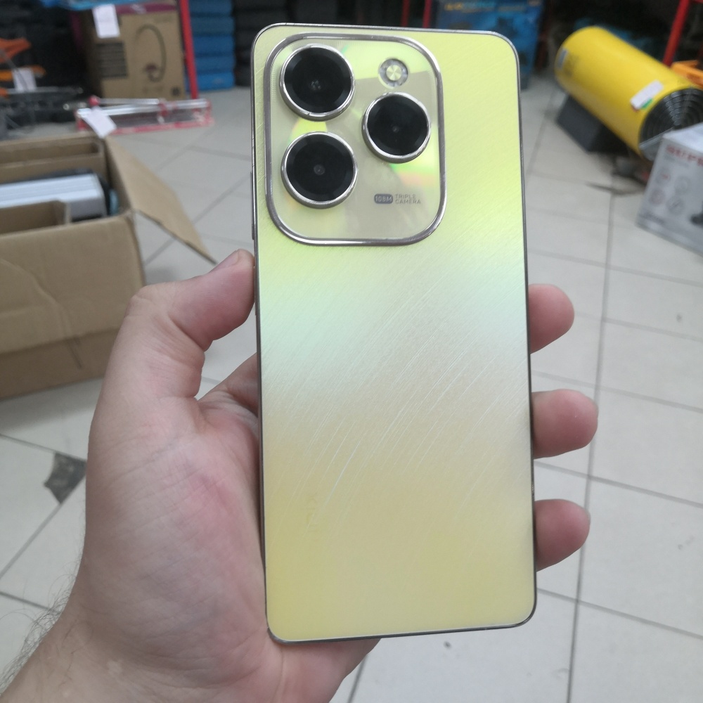 Мобильный телефон Infinix hot 40 pro