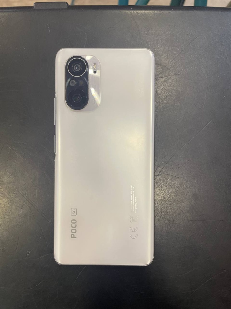 Смартфон Xiaomi Poco F3