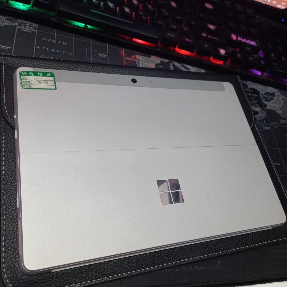 Планшет Microsoft Surface Go 2