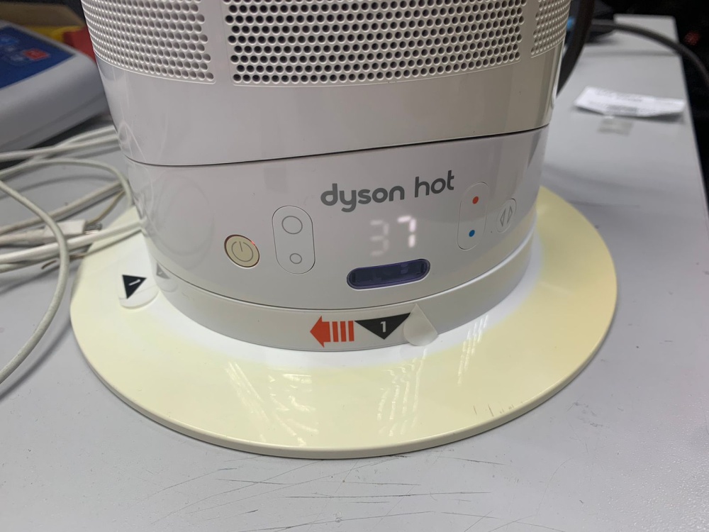 Вентилятор Dyson AM04 Hot