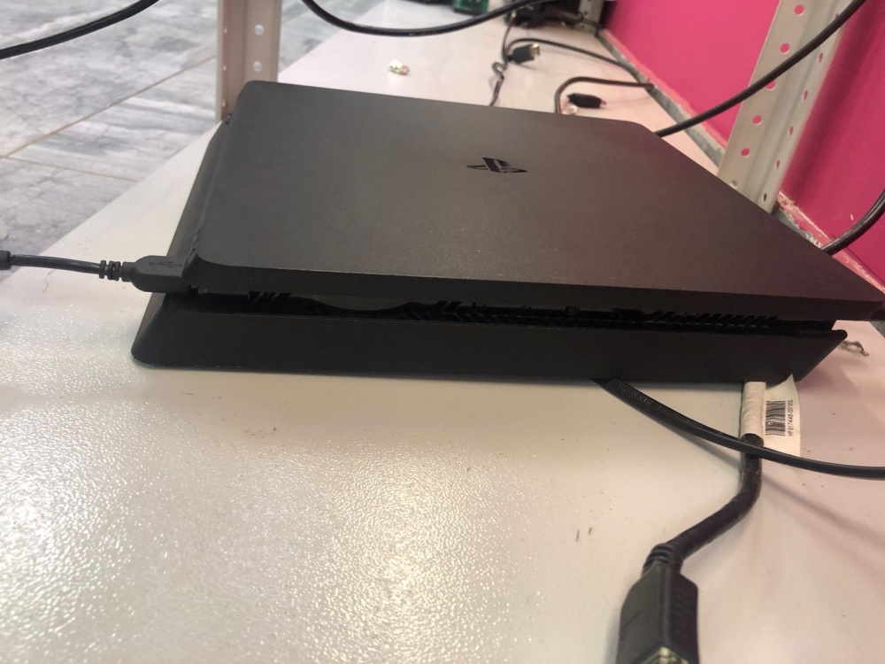 Игровая приставка Sony PlayStation 4 slim 1tb