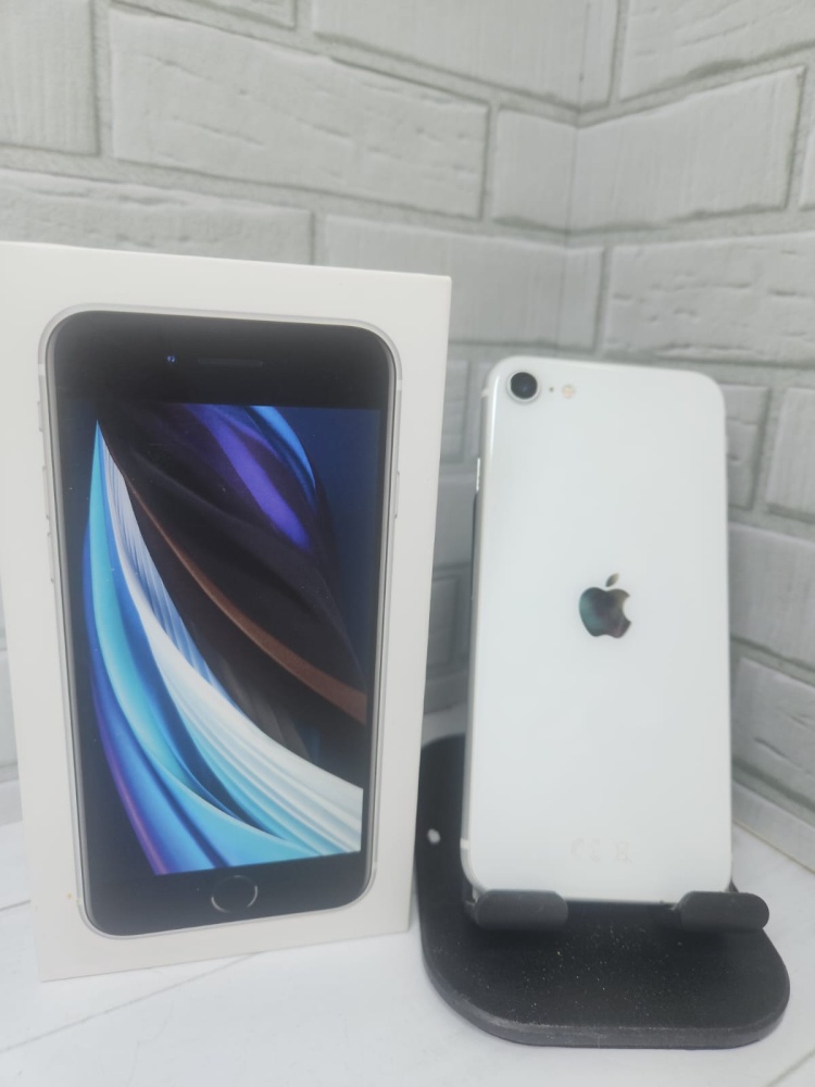 Смартфон iPhone SE 2020 128 Gb