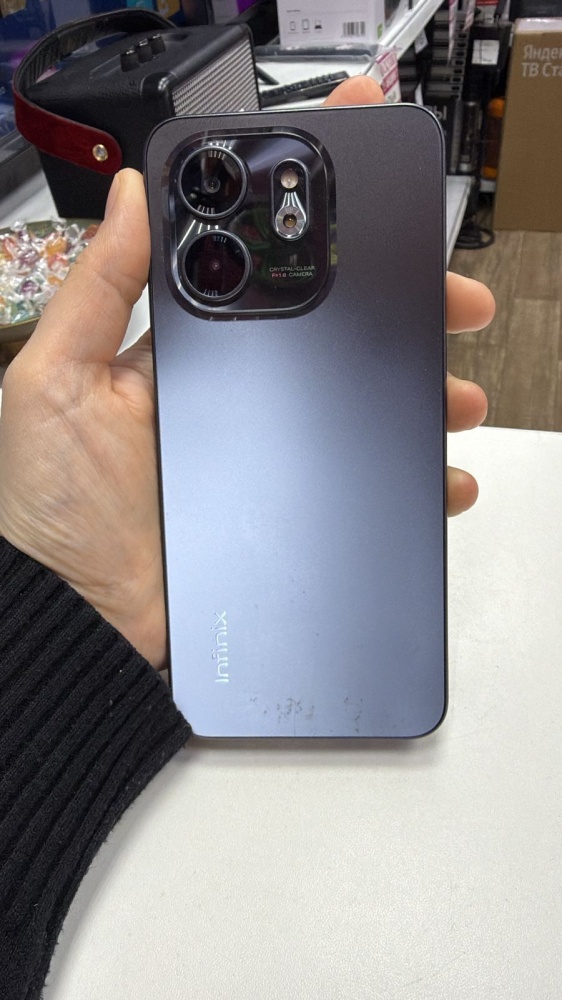 Мобильный телефон Infinix Smart 9(4\128)