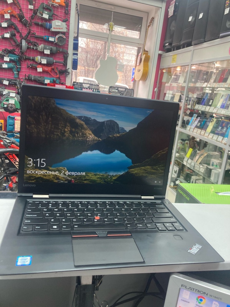 Ноутбук Lenovo x1 corbon