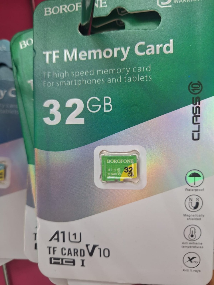 карта памяти 32 гб.