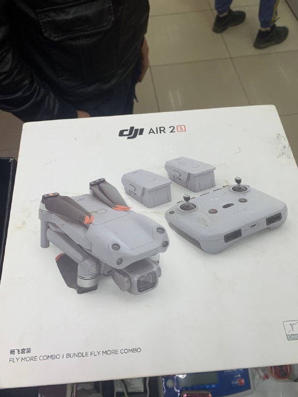 Дрон Dji AIR2S
