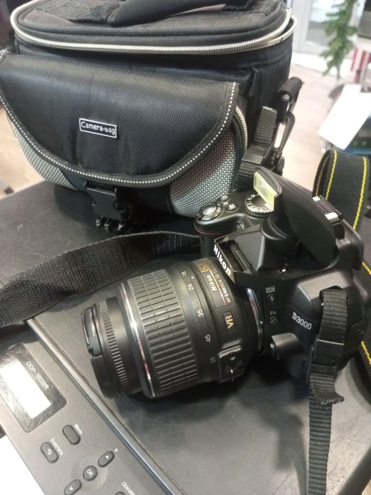 Фотоаппарат Nikon d3000