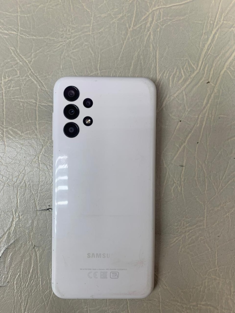Смартфон Samsung A13