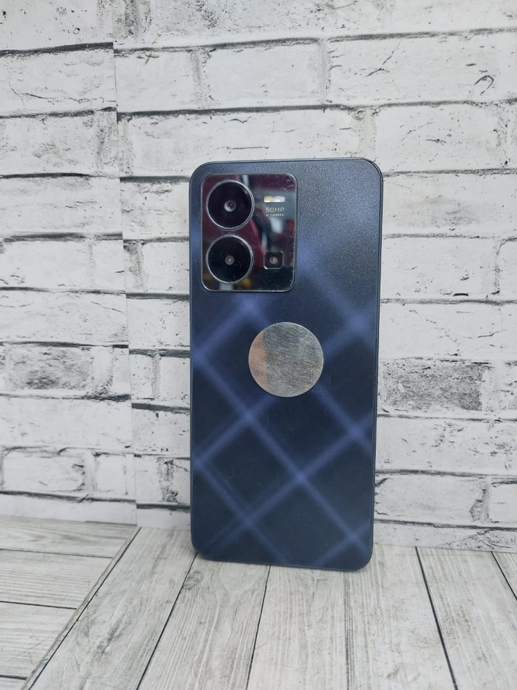 Смартфон Vivo Y35 4/64