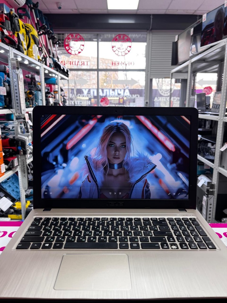 Ноутбук ASUS X540L 237\core i3-5005u\4\Graphics5500