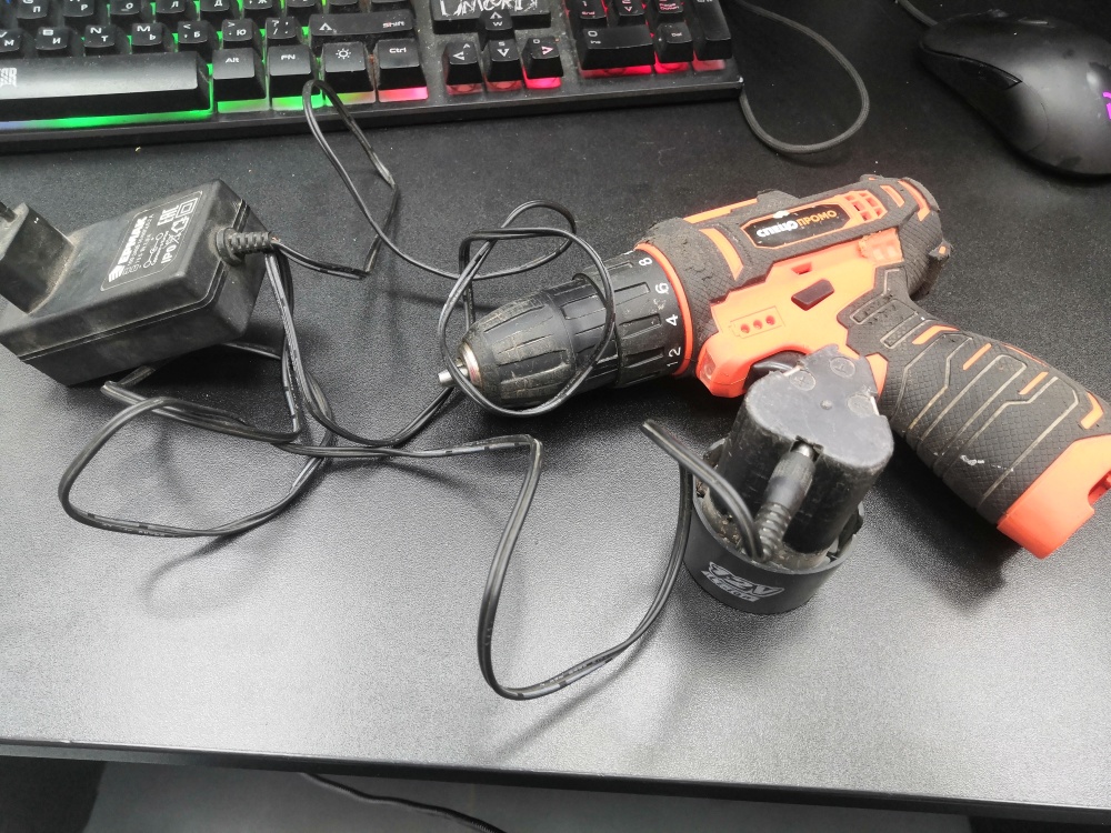 Шуруповерт