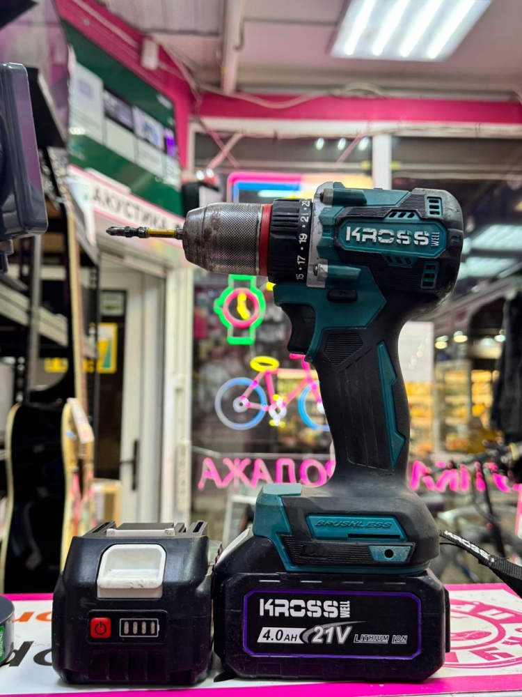 Шуруповерт kross 21v